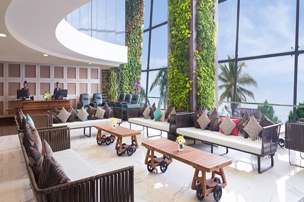 Regenta Central Hotel & Convention Centre Nagpur Extérieur photo