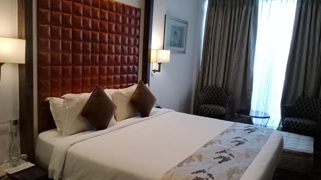 Regenta Central Hotel & Convention Centre Nagpur Extérieur photo